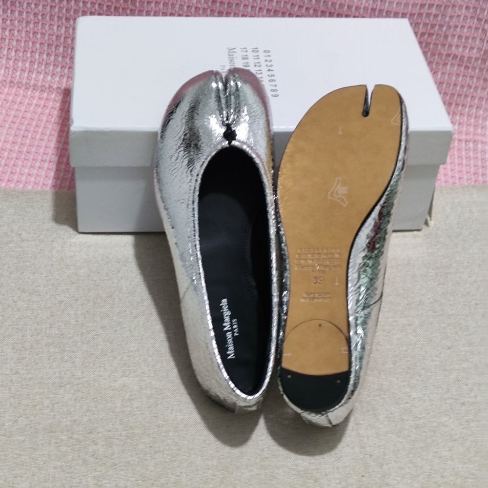 Maison Martin Margiela Silver Tabi Split-Toe Ballet Flats - Picture 3 of 8